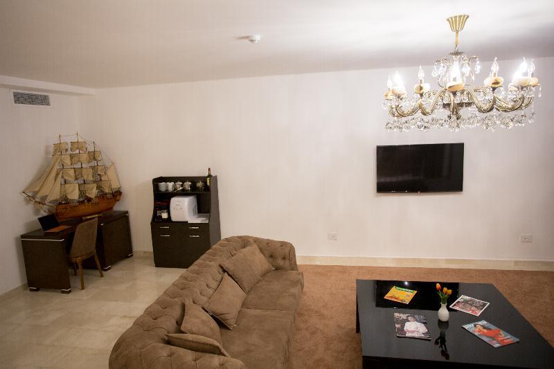 Da Vinci Boutique 4*